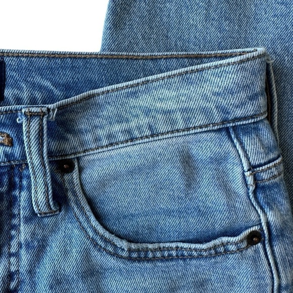 WOMEN'S J.CREW ESSENTIAL STRAIGHT LEG JEANS  #BF852 LIGHT WASH ALL-DAY STRECH - Picture 11 of 16